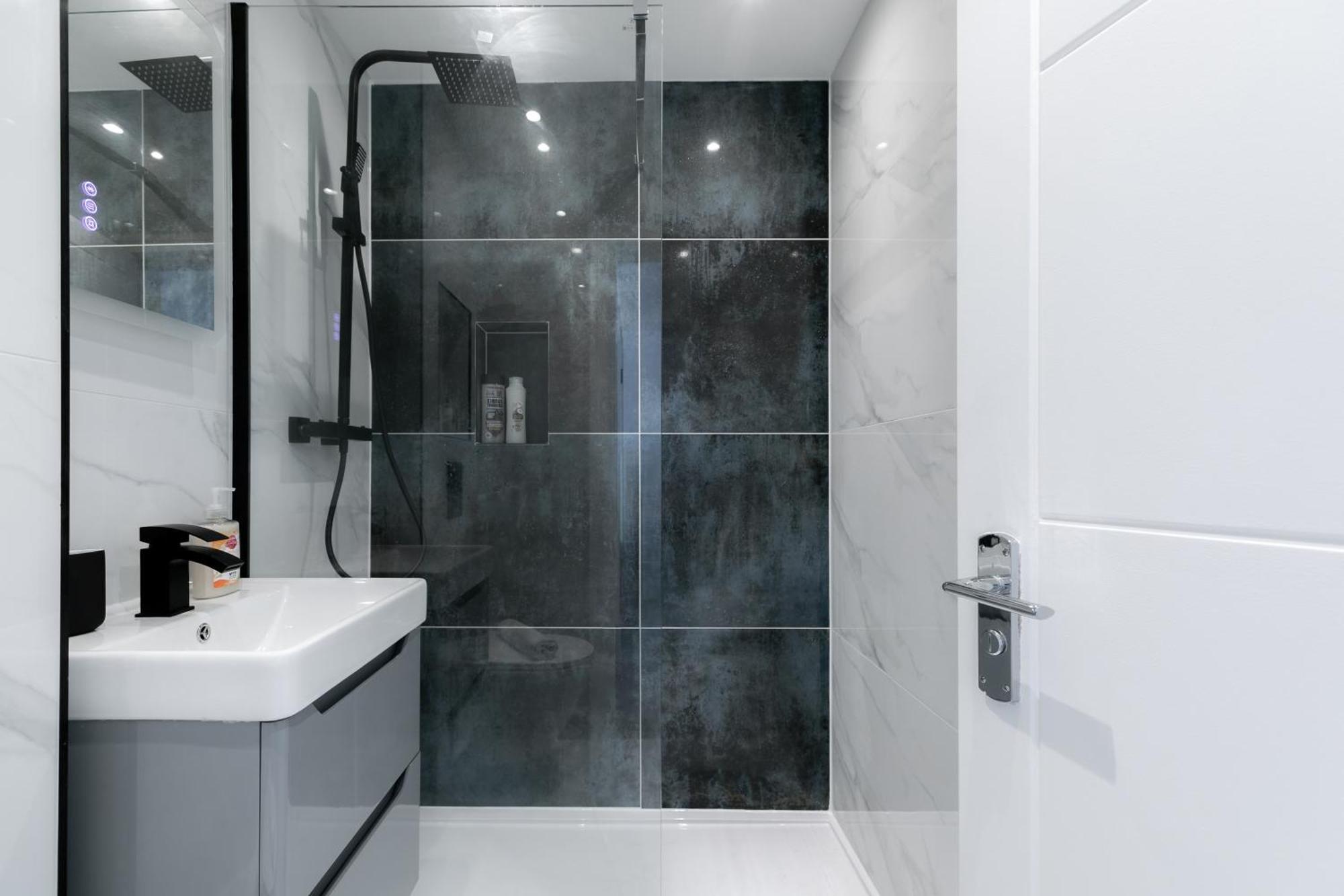 Comfortable Apartments Near Harrods London Exteriör bild